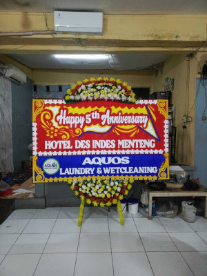 Papan Bunga Tokyo Riverside
